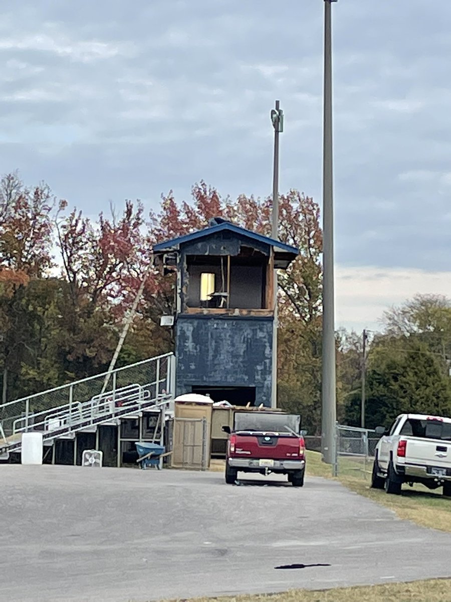 I love all things DMS but it’s not breaking my heart watching the men demo this pressbox.  <a href="/etMCS17/">Eric Terrell</a> <a href="/jhill1995/">Jamie Hill</a> <a href="/rparker47/">Robby Parker</a>