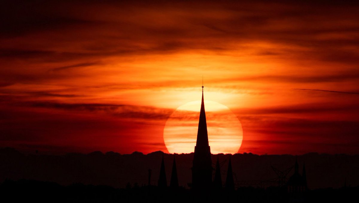 Nochmal Wetterbericht: 18,5 Grad in der Nacht in Deutschland. Und das Ende Oktober... buff.ly/3FudEqv