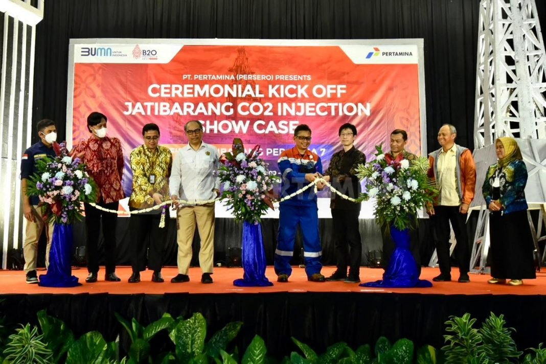 _Putries's tweet photo. Tahu ga guys Pertamina Berhasil Gunakan Teknologi CCUS di Lapangan EP Jatibarang. 
Emg keren ya ini 😍

 https://t.co/U0GDfAjCXR https://t.co/HB2a6BhfmF