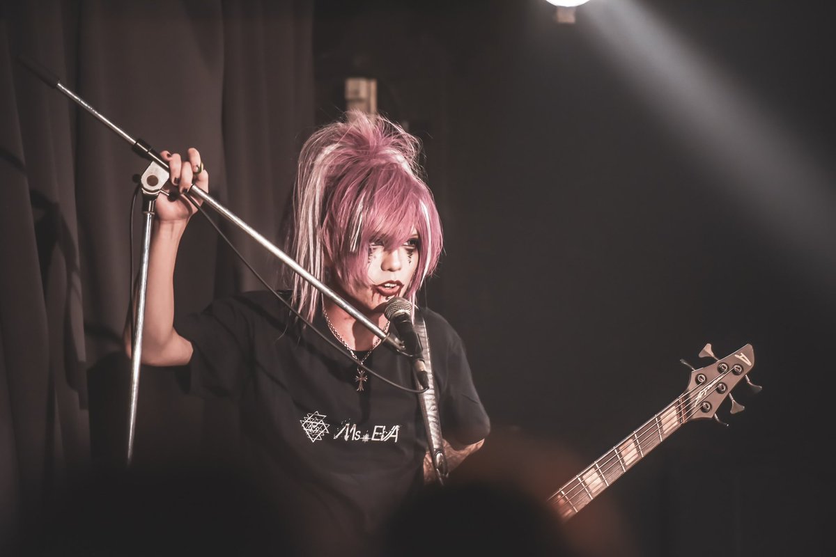 2022.10.25
Ms.EVA 始動ワンマン「福音」
in池袋EDGE

<a href="/Ms_EVA_Official/">Ms.EVA Offcial</a> 様
I.O.(@Ms_EVA_io )

 #V系  
 #ライブフォト
 #依頼募集中