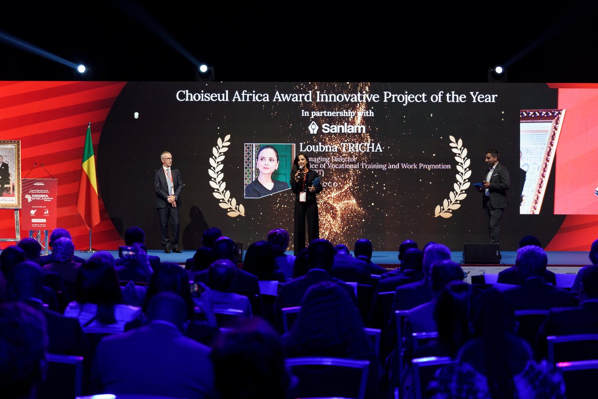 🏆 My warmest congratulations to the 4 laureates of our Choiseul Africa Awards ceremony, held at the end of the <a href="/ChoiseulAfrica/">Choiseul Africa</a> Business Forum. 

👏 <a href="/NaguibSawiris/">Naguib Sawiris</a> <a href="/MCTalata/">Mariam Chabi Talata</a> <a href="/OFPPT_Officiel/">OFPPT - Officiel</a> <a href="/cakamanzi/">Clare Akamanzi</a> <a href="/RDBrwanda/">Rwanda Development Board</a> 

#CABF2022