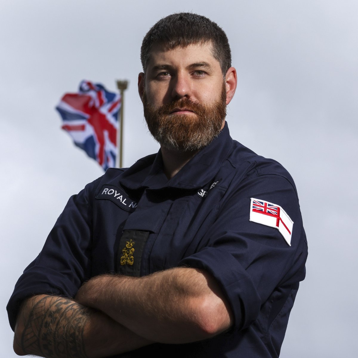 🎉BZ to PO David Groves on winning the Pride of Britain Bravery Award! The Somerset sailor has been recognised for leading a four-hour mission to save 27 men from a burning ship, in what is considered one of the Royal Navy's most dramatic rescues. ow.ly/jXRJ50LnXcJ