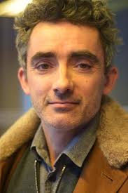 merlinpapin3's tweet photo. ;@FredOL69007 On souhaite un Bon Anniversaire au scénariste #DavidFarr qui a 53 ans , on lui doit

Hanna
London House (aussi réalisateur)
The Night Manager
Philip K. Dick's Electric Dreams
HHhH https://t.co/DiKKgYDJr6