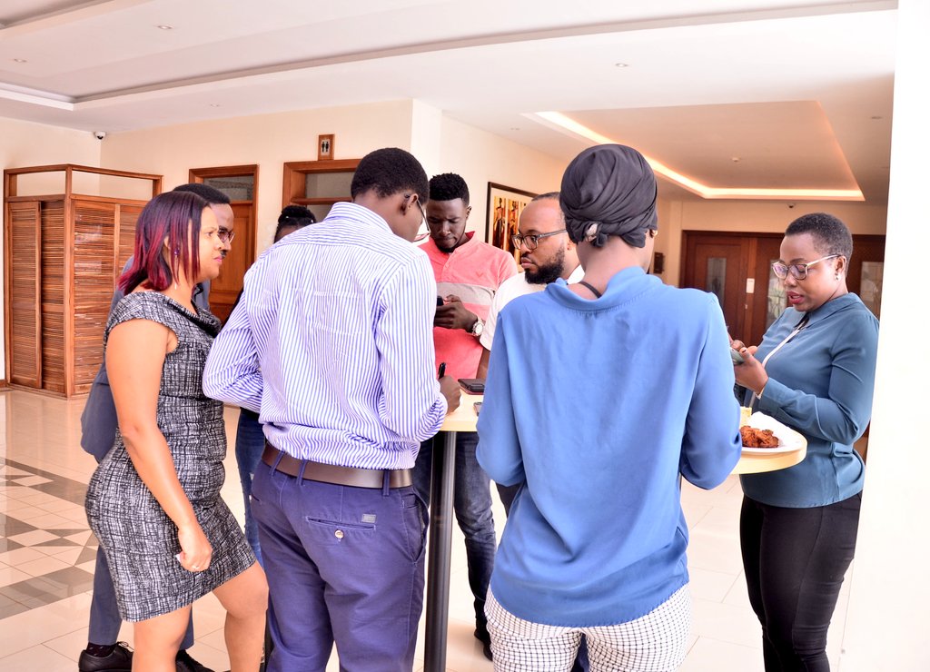 cehurduganda's tweet photo. @Nakibuukam guided the team to split into groups that discussed, at length, the  legal and policy framework on Medical abortion selfcare in the national, regional and international context.

#LSNRetreat
#LSNAtWork https://t.co/Pr0LU7bCqW