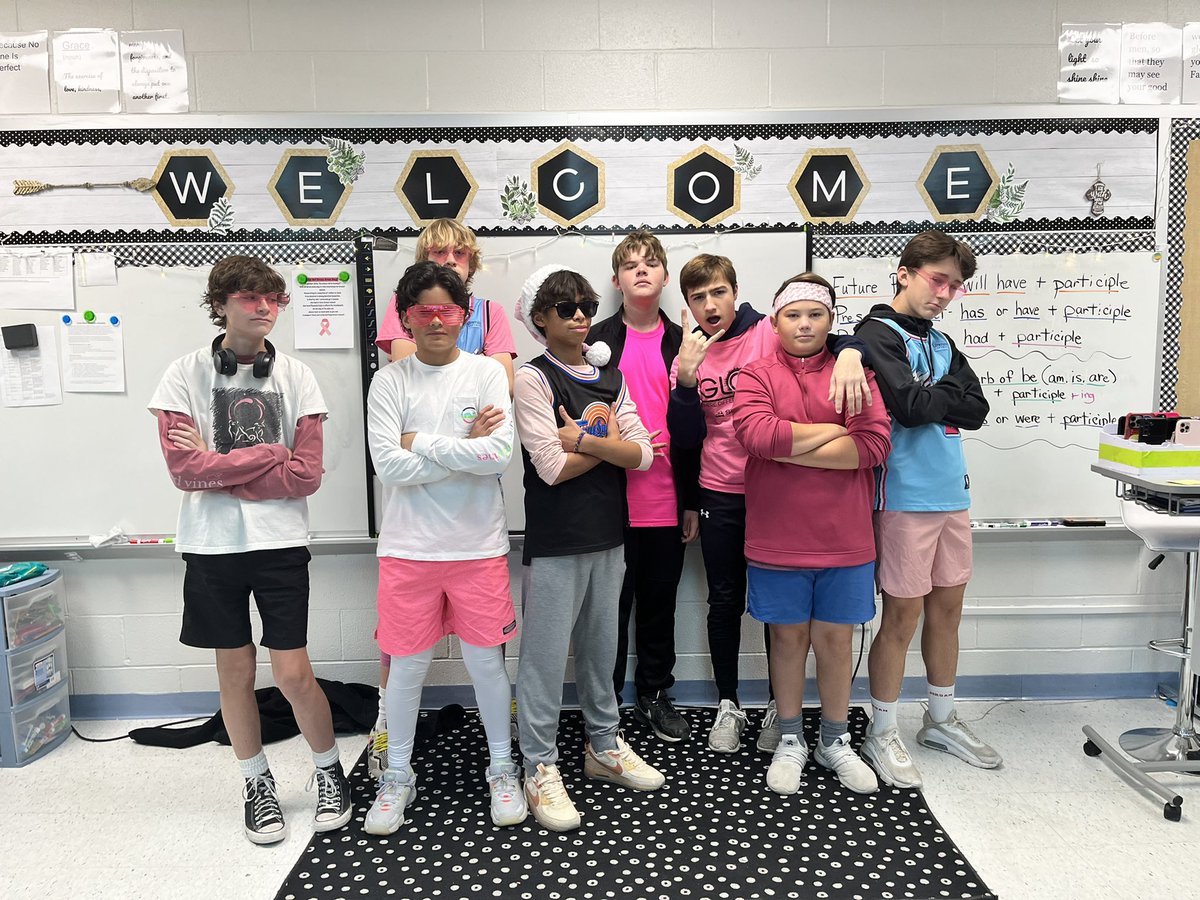 QASTonini's tweet photo. Eighth graders are  pinked out 💞for breast cancer awareness month!!❤️💕❤️💕 https://t.co/3oFVO8Z3KS