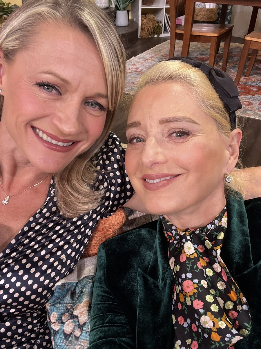 Katherine LaNasa tweet media
