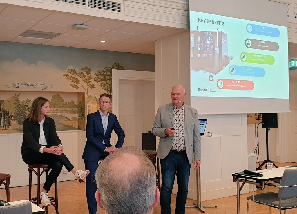 PackTrend's tweet image. Så var det dags för ytterligare ett #Pack@Lunch. Utmärkt arrangerat, som vanligt, denna gång featuring #RanPak. Intressanta och flexibla lösningar för e-handeln.