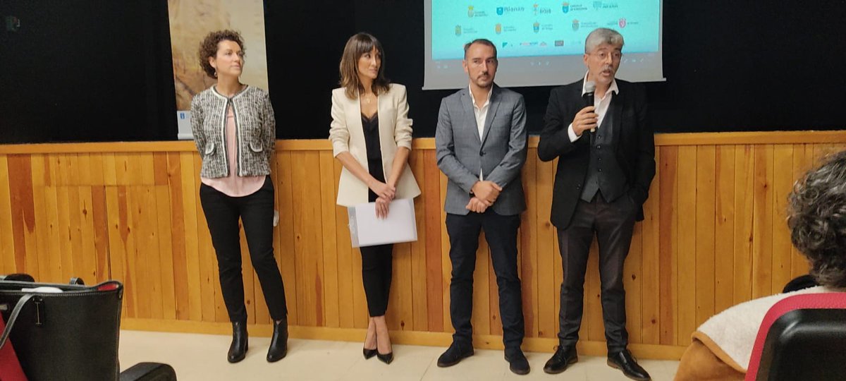 difusionACEM's tweet photo. Hoxe asistimos en Padrón á presentación da serie documental #DocWay: Mar de Arousa e Río Ulla de @Cristinamaro , comunicadora afectada de EM que contribúe con esta serie a darlle visibilidade á EM💙e nós saímos! coa nosa adhesión á campaña #caminemosporlaem de @aedemesclerosis https://t.co/ow97eymBnd