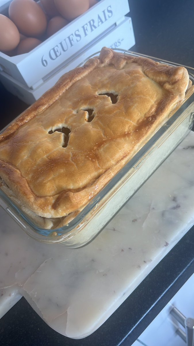 Ruthieh92's tweet photo. Had the morning off from study this morning and did something new. Who knew how hard it was to get into a tin of corned beef?🤯 I can see where I went wrong and know how to improve it next time. Also did some grading and bought pastry made. anyways… here’s my first attempt. https://t.co/M4pULQJv4H