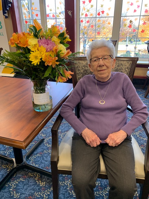 tomjgalloway14's tweet photo. Mayor Elect @DorothyMcCabe got a number of congratulatory flower arrangements and delivered one herself to Terrace on the Square. Very nice gesture. My mom with it in the common area. #nicegesture https://t.co/LTlYSWfykh