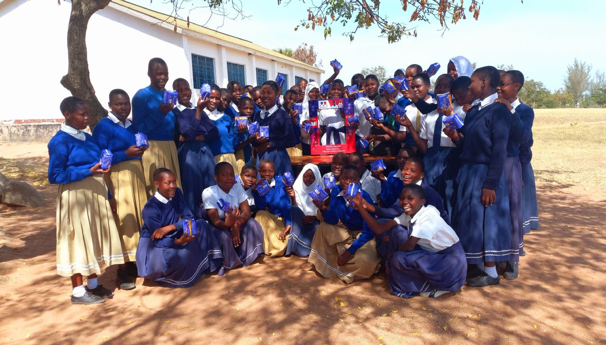 PamojaHub's tweet photo. Thanks to everyone who contributed for sanitary pads through the campaign #sikusalamamasomosalama. About 50 girls were benefitted.
#SDG4 https://t.co/hlPyNPBSxN