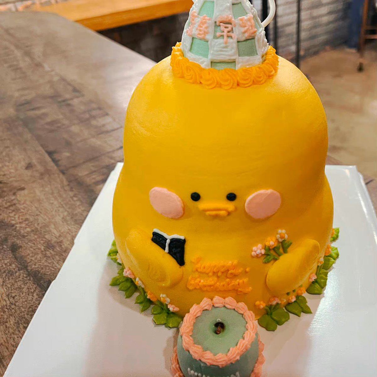 아 ㅋㅋㅋㅋㅋㅋㅋㅋ
친구 생겼어 (하찮♡)
올해도 병아리를 못 벗어나는구나🤣