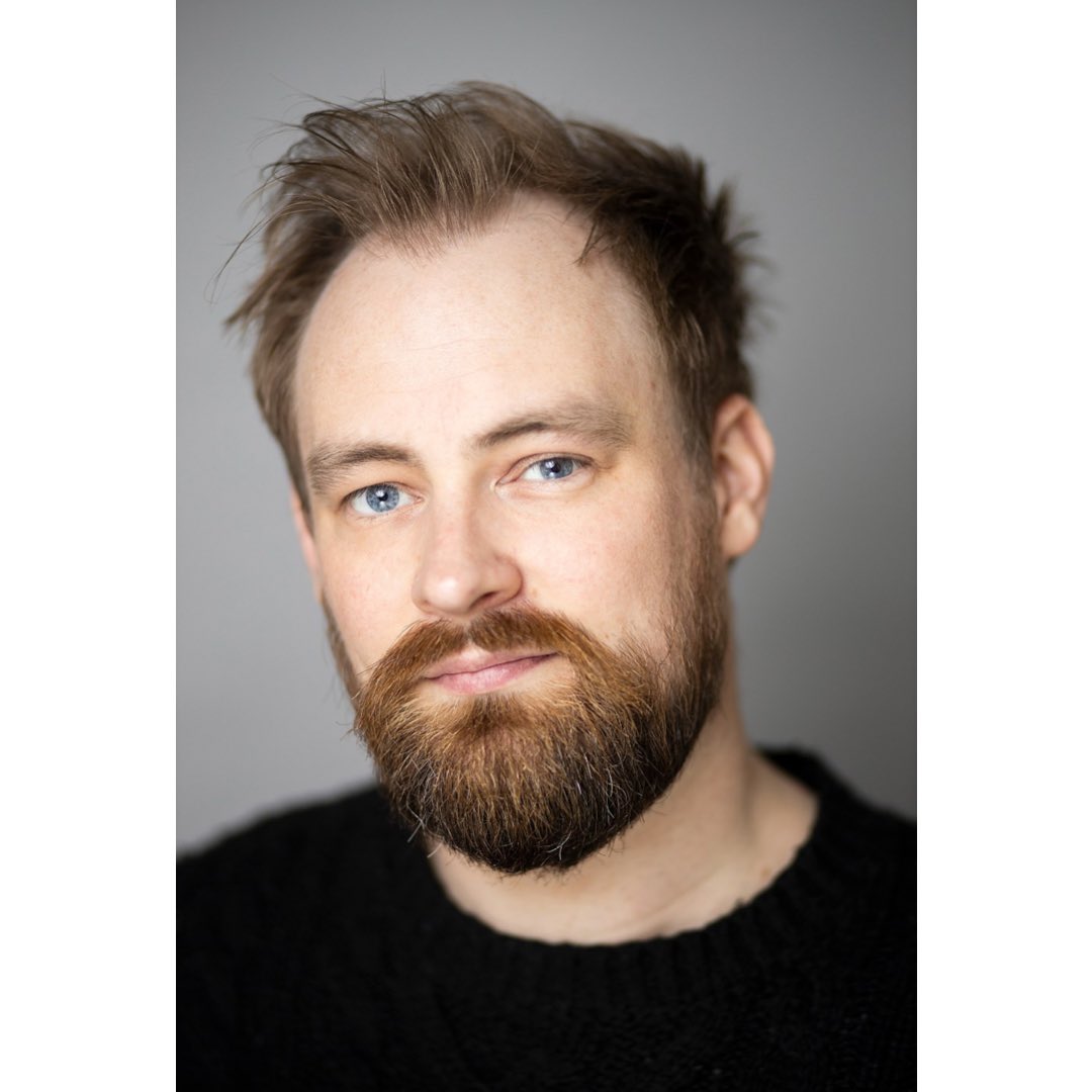 RoseberyMgmt's tweet photo. Client ANDREW LEISHMAN @Andrew_Leishman can be seen in Sky’s @HISTORYUK Royal Mob from Monday 7th November!
We can’t wait to watch! Great work Andrew🤩
#actor #actorslife #acting #casting #agency #screen #theatre #tv #film #RoseberyManagement #perioddrama #royalmob #skyhistory https://t.co/btDquSEp9m