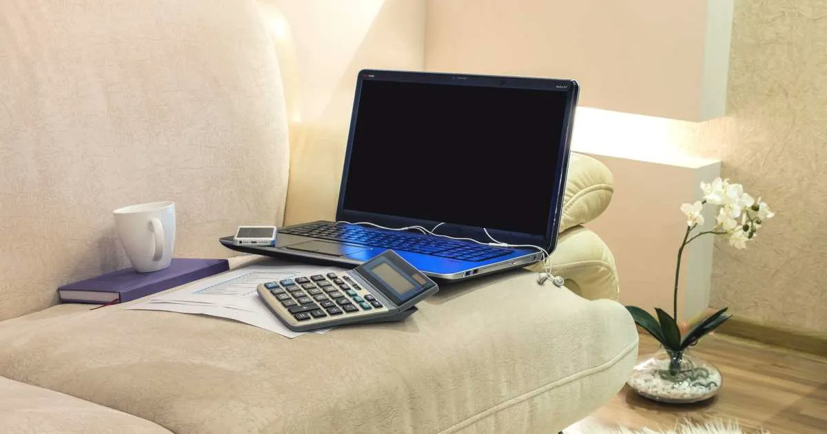 Le travail à distance est devenu la nouvelle norme.
Dans aucune des sept premières économies mondiales les employés n’ont repris le chemin du bureau au même rythme qu’avant la pandémie via <a href="/courrierinter/">Courrier inter</a> #teletravail buff.ly/3gPAw9w