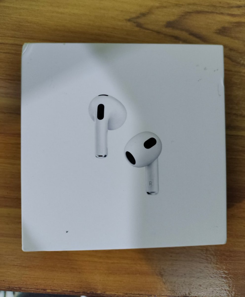 toposant55's tweet photo. Thank You Dear #FoneArena @FoneArena &amp; #Truecaller @truecaller_in Team For Sending So Lovely Diwali Gift " Apple Airpods 3rd Gen "  🎧😍🥰❤🥳 #TruecallerForiPhone #Giveaway https://t.co/9z6u0lAa38