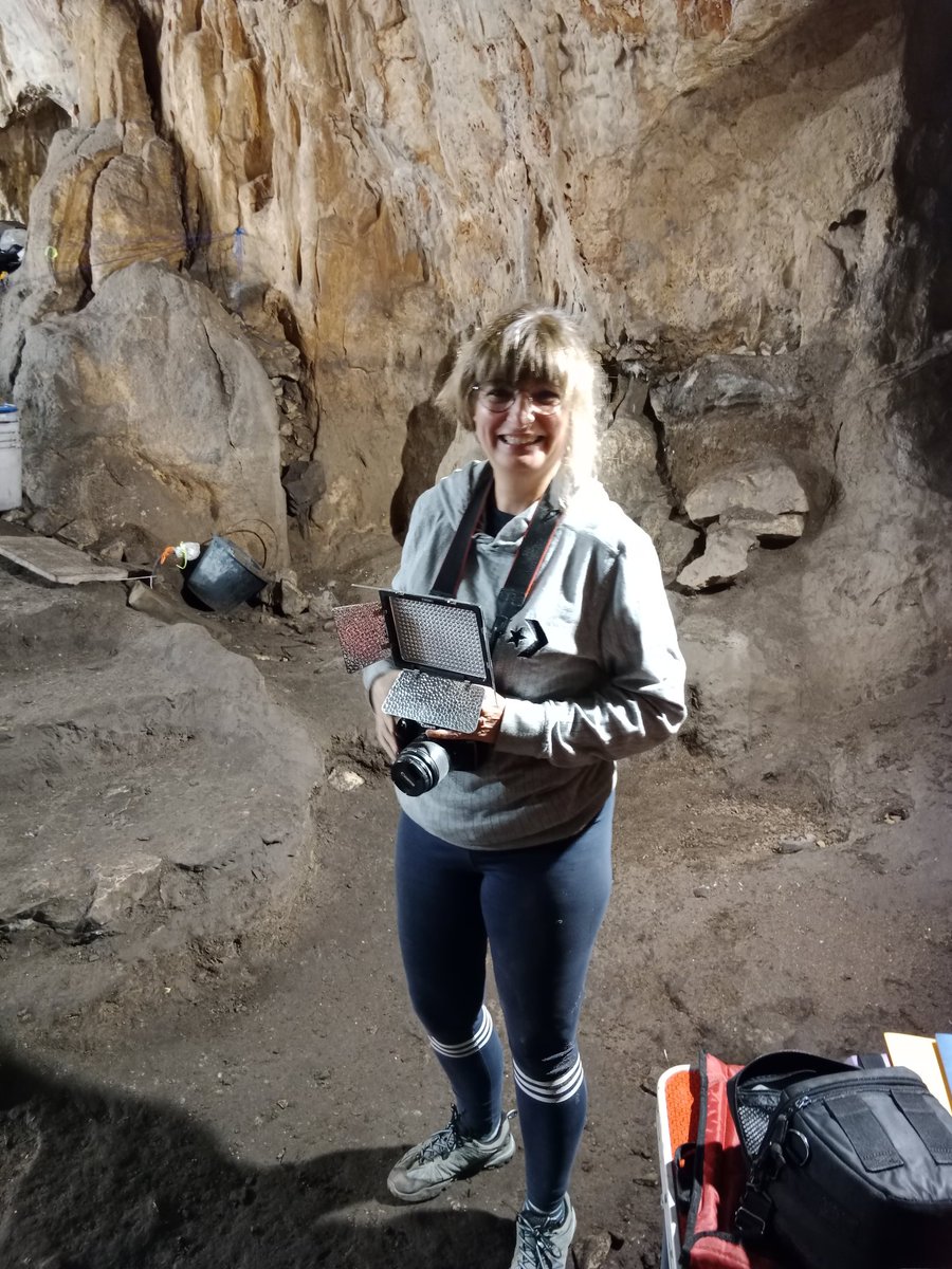 Hoy Joaquín ha hecho un modelo 3D de la planta superior de <a href="/CendresCova/">Cova de les Cendres</a>. Mientras, @OretoGarcaPucho lo ha documentado con la cámara digital. Las nuevas tecnologías para ahondar en la Prehistoria.
@salvapard <a href="/NeoNets21/">NeoNets21</a> <a href="/GianniGallello/">Gianni Gallello</a>