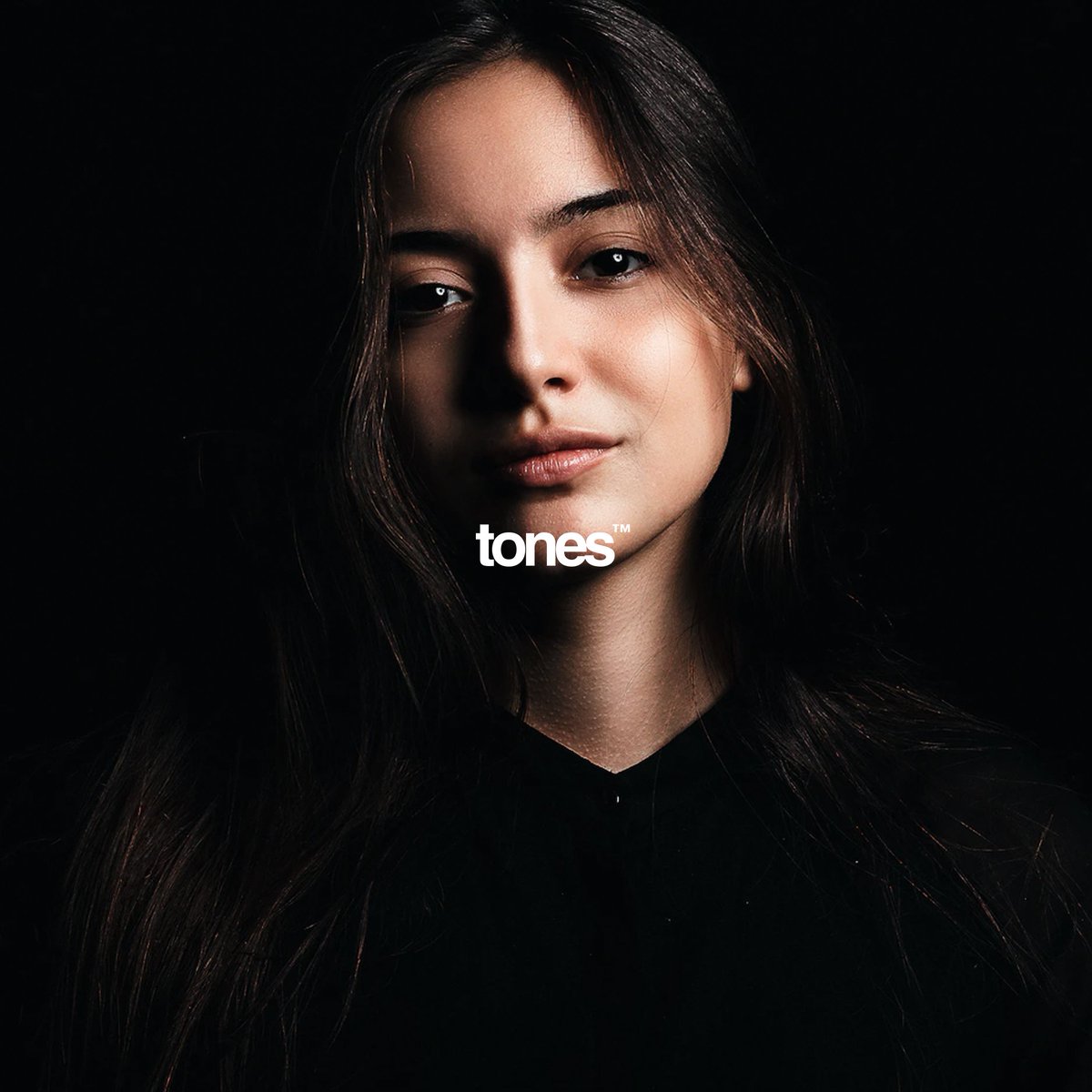 tones_creative tweet picture