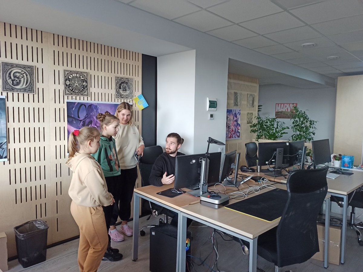_VitaGames_'s tweet photo. VitaGames career day in @StepicoGames studio. Thank you so much for all your support, you made these children happy!

#vitagames #gamedev #arttherapy #stressrelief #GloryToUkraine #stepico https://t.co/R5OVxHjNEV