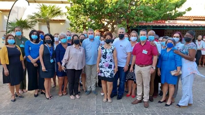 JuannCarlosGG's tweet photo. Trabajando por el desarrollo del #TurismoCubano celebramos hoy los 27 años del Sindicato Nacional de Trabajadores de Hotelería y Turismo (SNTHT). 
La recuperación de este sector clave para la economía del país, es la prioridad de @MinturCuba https://t.co/7oxzJvmWXv