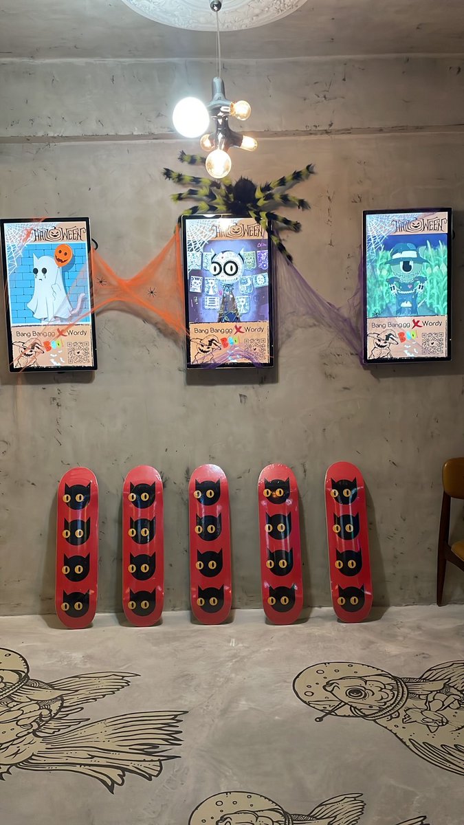 kodool_'s tweet photo. GM!

My piece is in the exhibition at @bang_NFTGallery Congratulations to @siriuscrocodile and @lolmbrill you killed it!

Thanks also to @ImNotWordy and @nenenekochann ❤️

Happy Halloween🎃 https://t.co/JaFI4PgMEp