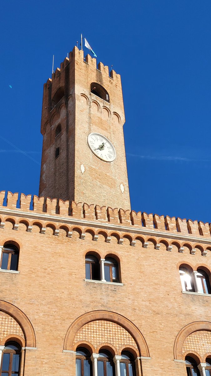 ChrisDelgado35's tweet photo. #Treviso #Veneto #Italy #Europe https://t.co/xuWy6bG7op