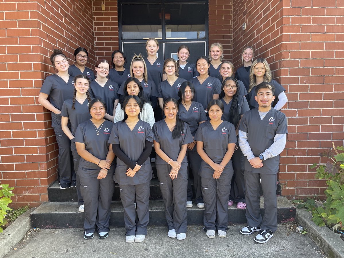 More new scrubs in Healthcare Science this week! #ctaedelivers #chsctae #warriorsatwork #skilledwarriors