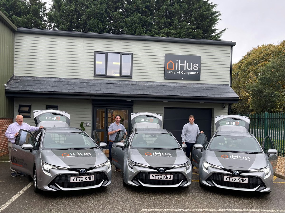 iHUSProjectsLtd's tweet photo. What better way to end the week than to show just one of the ways we are striving to further reduce our carbon footprint, this time with the upgrade of our fleet vehicles 🥳👏🏼

Brand new Toyota Hybrid Vans have been chosen by iHus 🚗

#carbonfootprintreduction #ihus #toyota https://t.co/1qTy7NyhWh