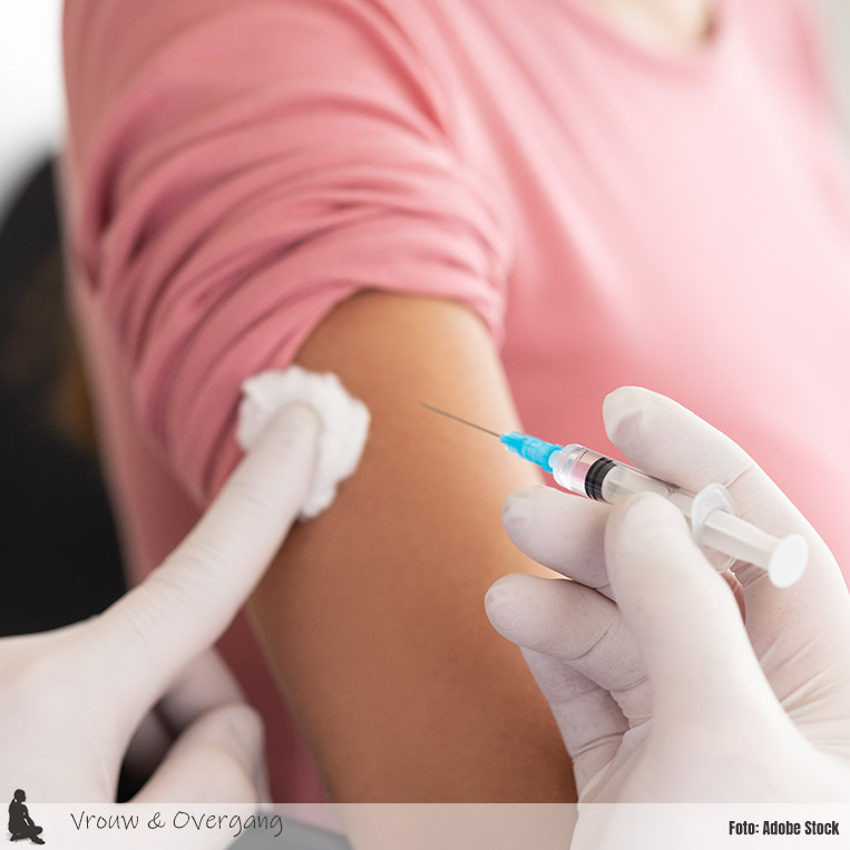 VrouwOvergang's tweet photo. Hevige menstruatiebloeding in bijsluiter Pfizer en Moderna coronavaccin

Lees meer: https://t.co/oT87Y84U8O https://t.co/vDmIK2PAZq