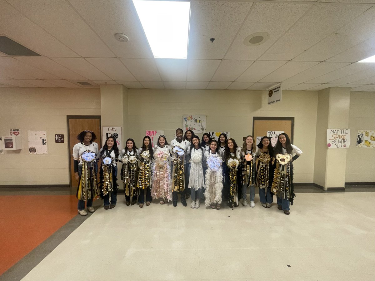 Brennan Volleyball tweet media