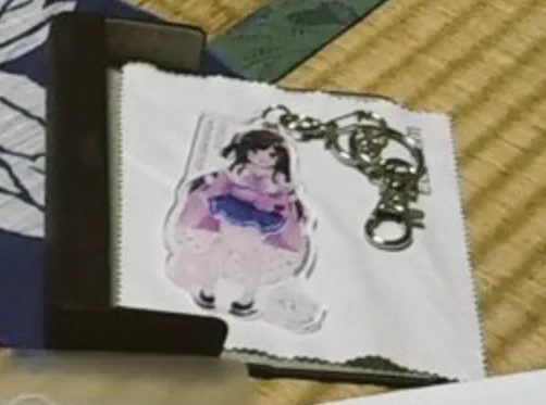 @g4_ydq 外での出し入れが多く扱いが雑なので眼鏡ケースに入れていますが、これも良さげですね 