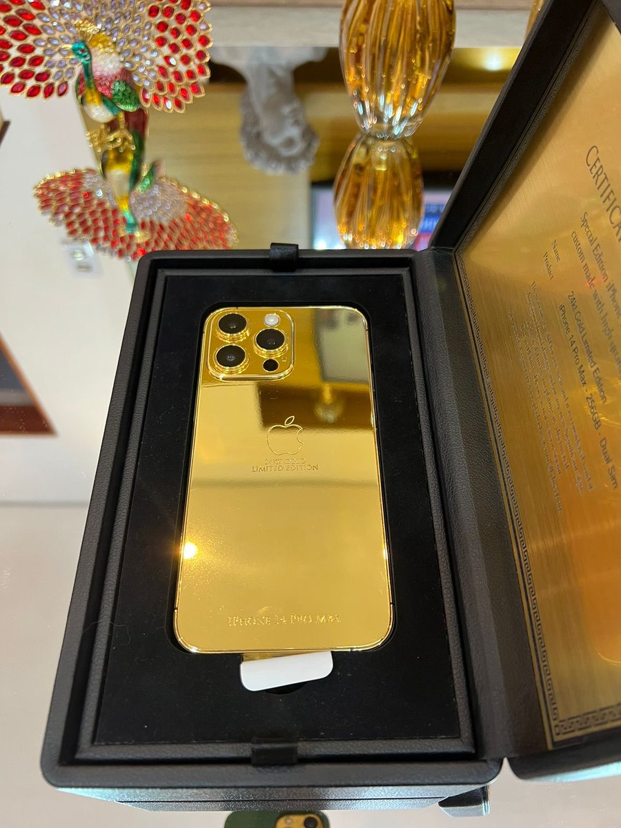 almeidamt7's tweet photo. Promoção LIMITADA! ✅

💫IPHONE 14 PRO MAX REVESTIDO A OURO 24KT 🍏

💫256GB 

💫DUAL SIM https://t.co/0ftO9ydnF8