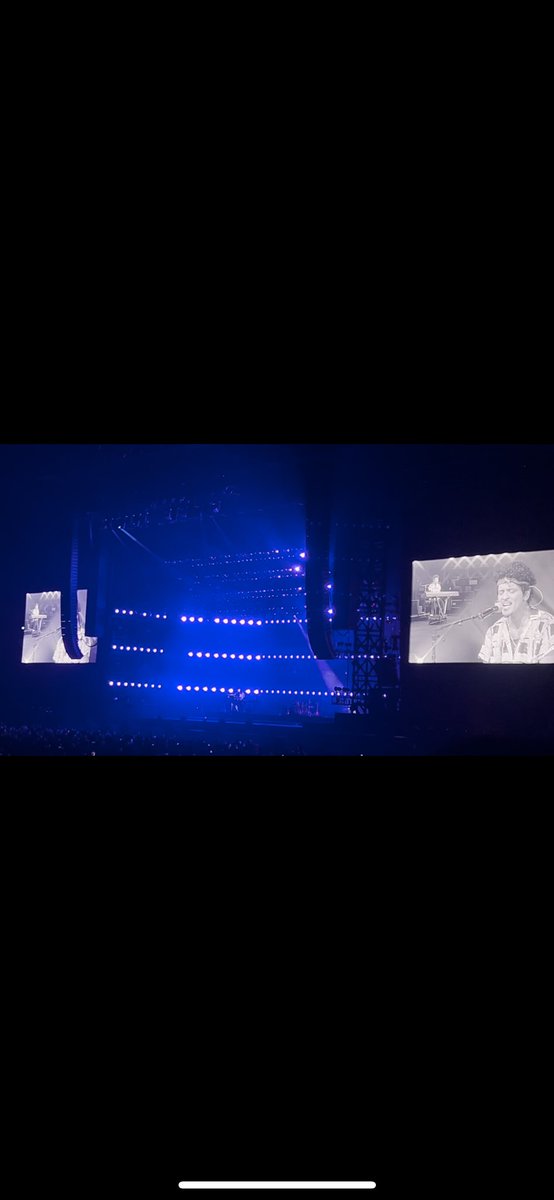 Miraaaaiii's tweet photo. 素敵な夜でした🗼🌃🎼
#BrunoMars #東京ドーム https://t.co/PjUozmjy8b