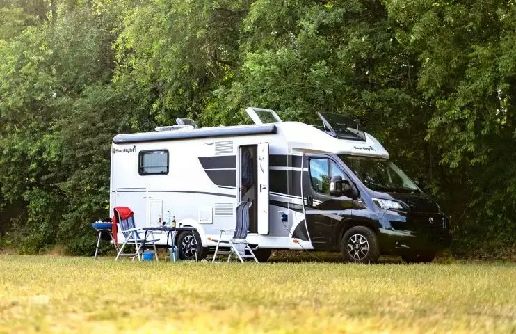 KampeerMagazine's tweet photo. Deelplatform Camptoo failliet
De Rechtbank Den Haag heeft op 26 oktober 2022 de surseance van betaling van Deelit Ventures B.V., D... #camptoo #failliet
https://t.co/Nje8F2tKJn https://t.co/i9aFPJ8ksu