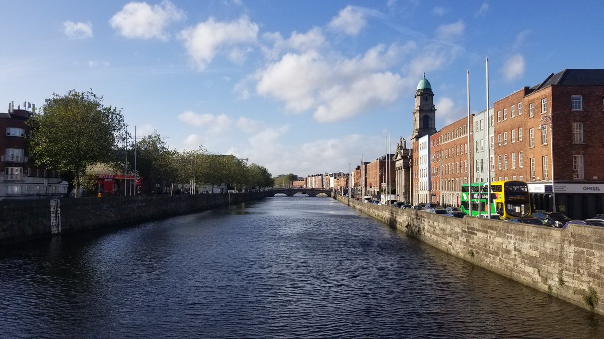 RiversIreland's tweet photo. River #Liffey in Dublin today๐๐ฆ
#urban #irishrivers #ThePhotoHour https://t.co/C6EE2eX5XU