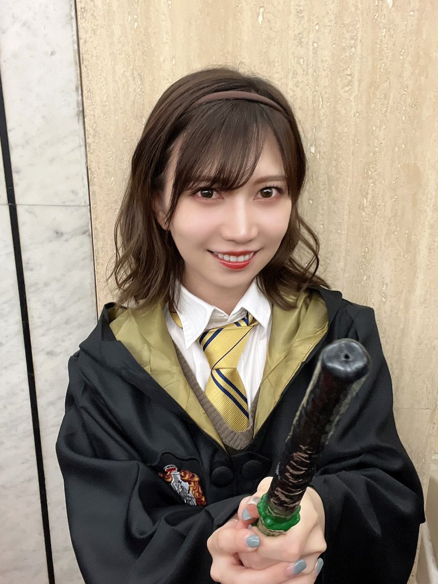 mayuna_kingdom's tweet photo. 仮装晩餐会ありがとうございました🎃
グリフィンドールになりたかったハッフルパフの仮装でした🖋
勤勉なのばれちゃったか〜🧙♀️
明日もみんな〜、アクシオっっ🪄 https://t.co/acz8W6WFmU