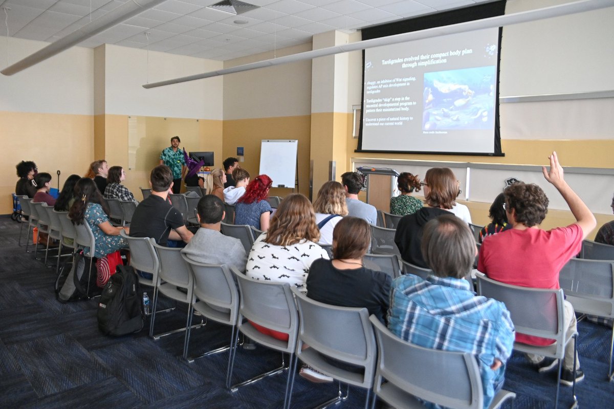 UofNorthFlorida's tweet photo. Tricks, treats and research! 👻 

Yesterday the UNF Research Ambassadors Club highlighted some of their spooky research during a fa-boo-lous TED Talk inspired event. 🎃 https://t.co/O5UWnj6eSf