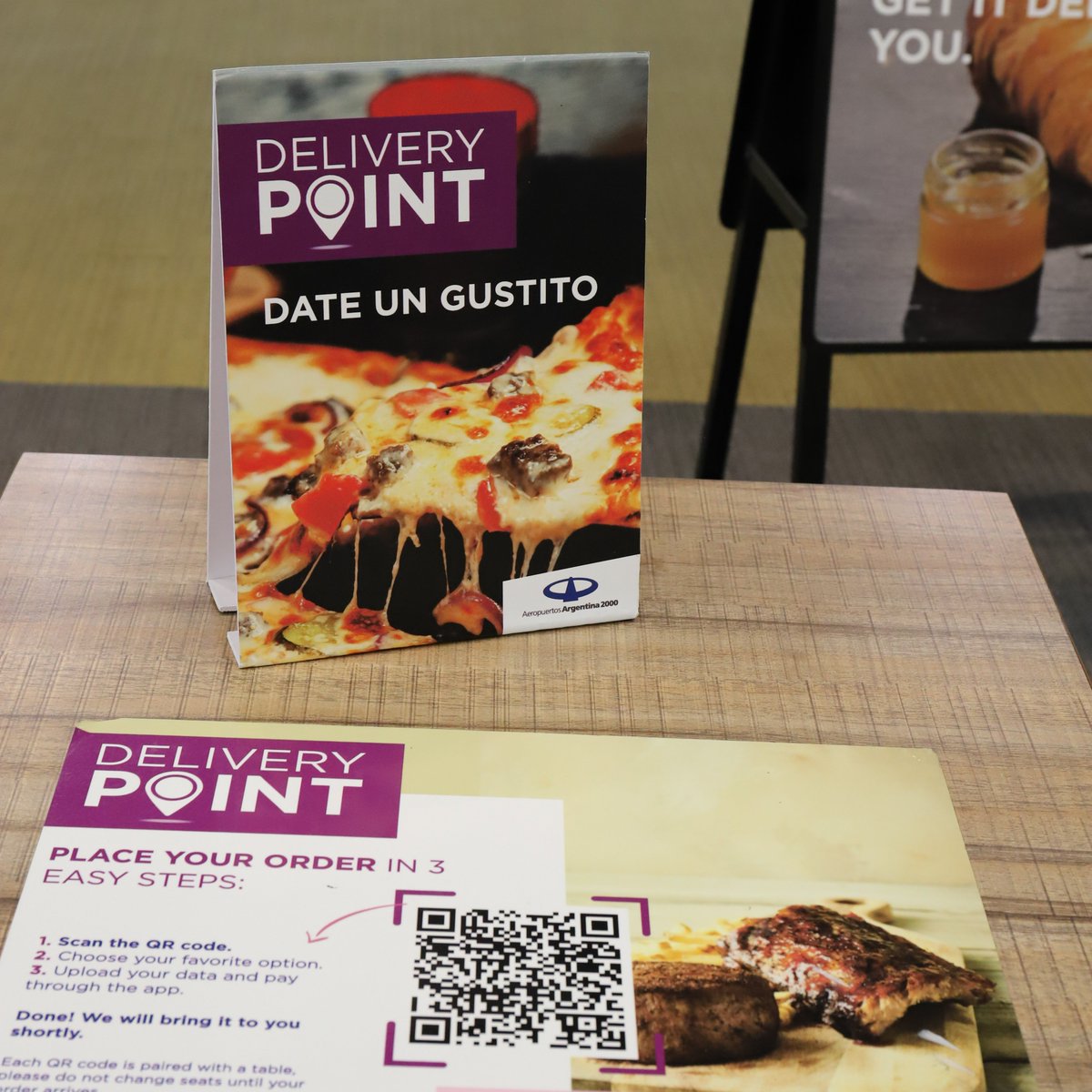 AeropuertosAR's tweet photo. Date un gustito en el aeropuerto en 3 simples pasos: escaneá, elegí y nosotros te lo llevamos 🍽️
Ahora en #Aeroparque y #Ezeiza contamos con el servicio #DeliveryPoint, que te permite hacer tu pedido de comida desde un código QR y recibirlo directamente en tu mesa. https://t.co/DKBCBk5Ggz