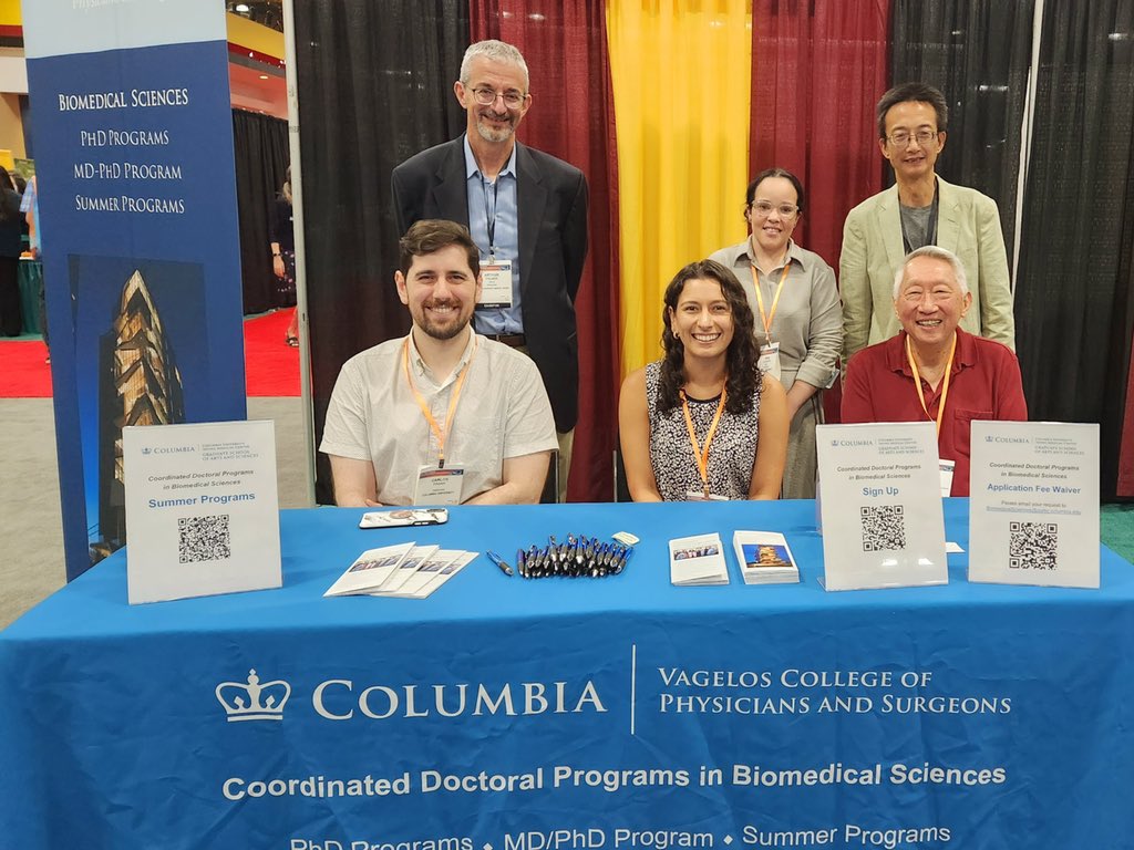Having a great time @sacnas in San Juan, PR! Come visit our booth 1508 to learn about our PhD, MD/PhD, and summer research programs! <a href="/ColumbiaMed/">Columbia Medicine</a> <a href="/CuimcGID/">cuimcGID</a> #NDiSTEM2022