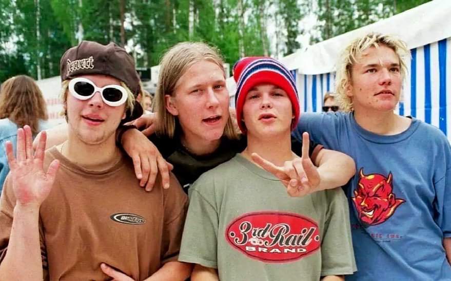 TheRasmusSFC's tweet photo. También hoy hemos conocido la triste noticia del fallecimiento del primer bateria de la banda, Janne. DEP 💔 https://t.co/l3B2iGrRSz