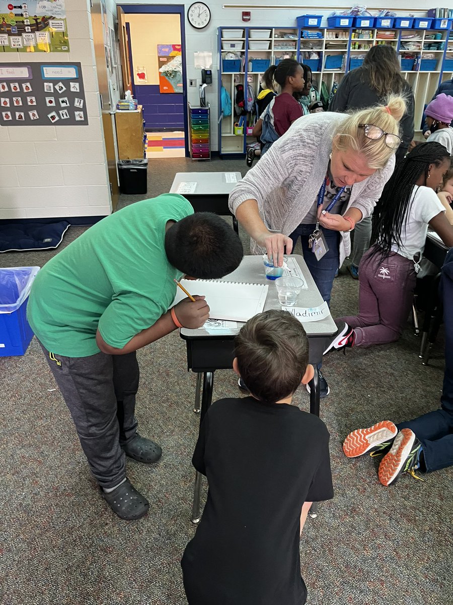 Sarah Wright tweet media