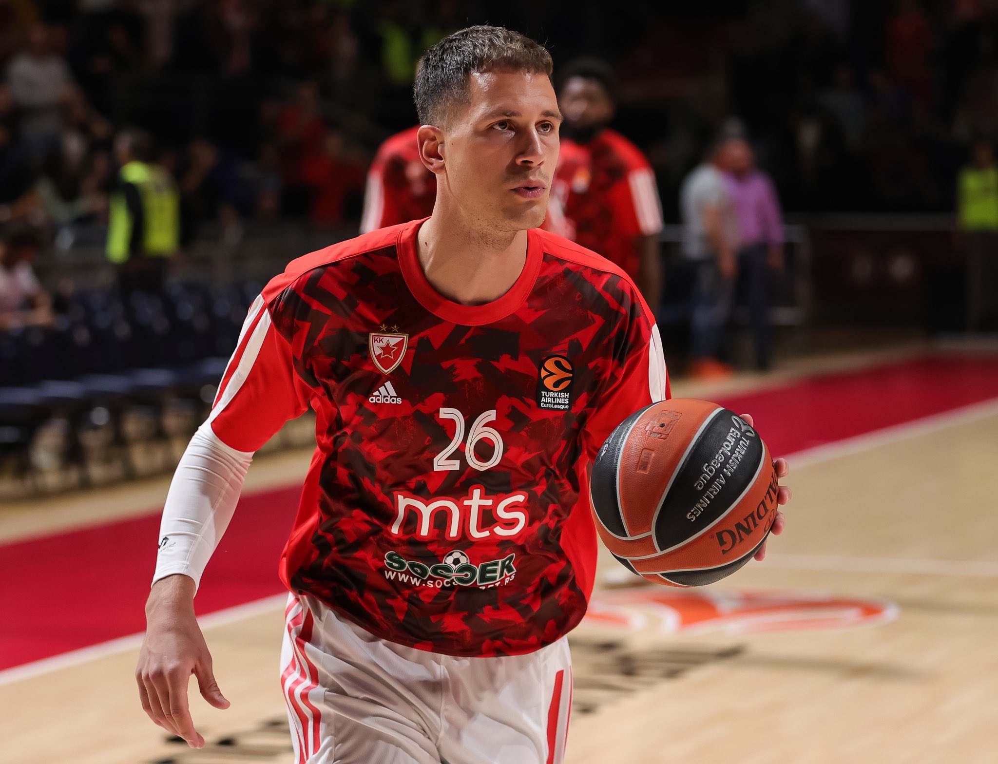 FgK_UtcWIAMQqFf?format=jpg&name=large