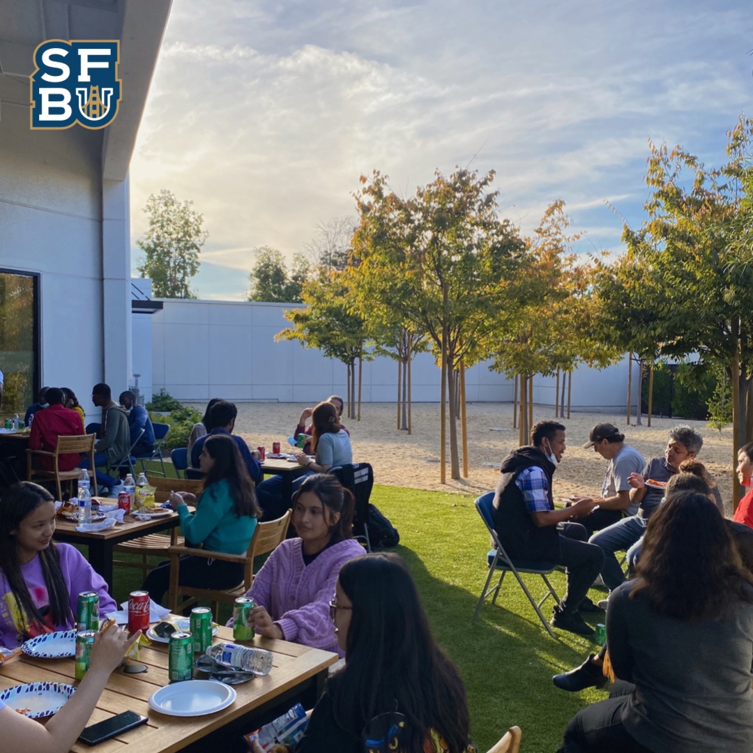 SFBUniversity's tweet image. #FlashbackFriday to an awesome Game Night last week🥳 Thank you to the San Francisco Bay University students who joined us! 

#SFBU #SanFranciscoBayUniversity #WeAreTheBay #event #collegelife #studentlife #game #win #competition #prize #tabletopgames