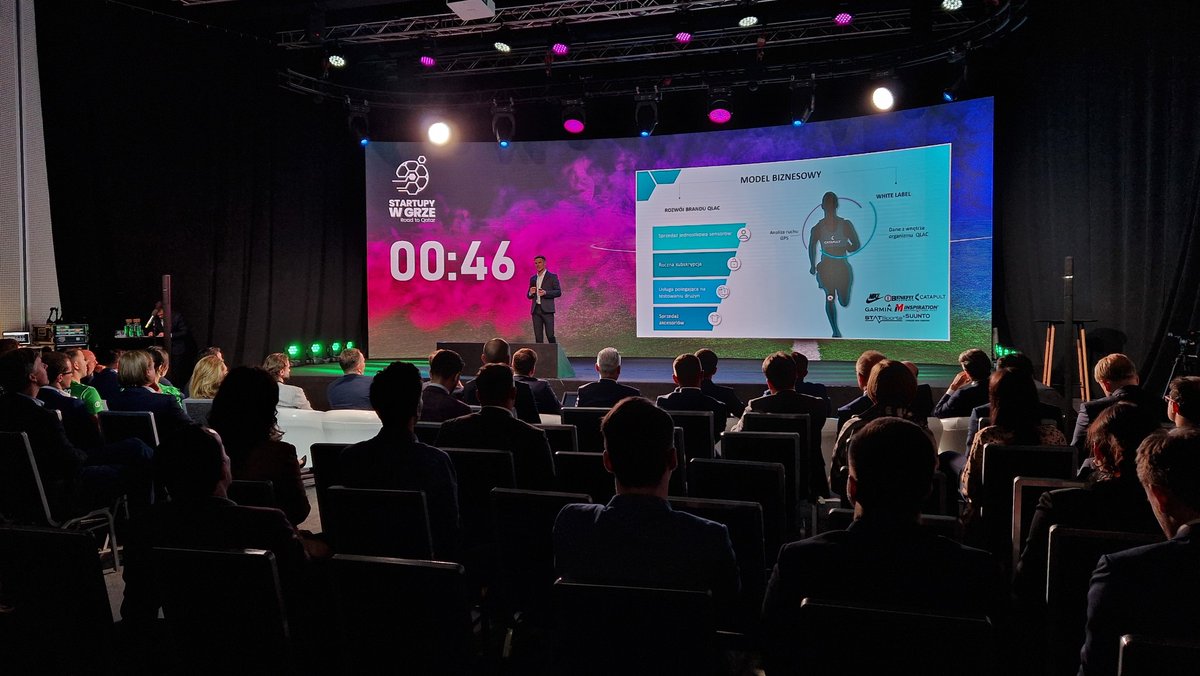 NASK_pl's tweet photo. Trwa prezentacja finałowej jedenastki #startup'ów, które rywalizują o wyjazd na #mundial do Kataru. Jesteśmy na #DemoDay programu @pzpn_pl, NASK, @parpgovpl i #RebelsValley #StartupyWGrze #RoadtoQatar.

Transmisja: https://t.co/0BaaKlxf0N https://t.co/YfE8kUeDFu