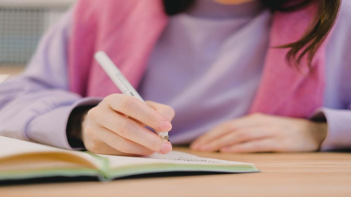 _SmartRoot's tweet image. Click the link for some tips on taking effective notes during college lectures 📓✍️ 
 
👉 bit.ly/3NdurzV 
.
.
.
#collegestudents #college #writing #success