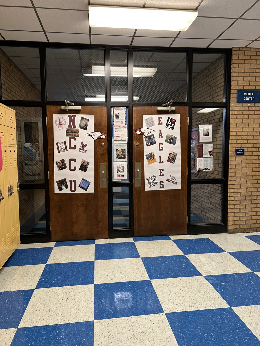 Tech_Shorty's tweet image. It’s College Week @Hunt_High_NC so I decorated all of the doors to the Learning Commons. @NCCU @NCCUSOE #DoubleEagle #EaglePride