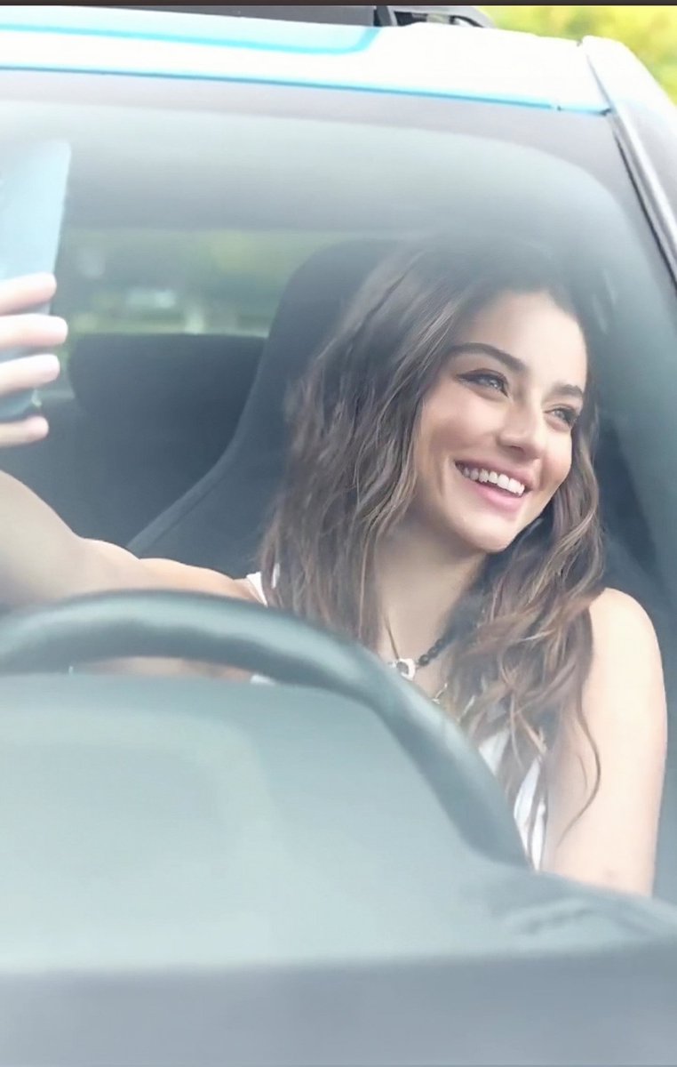 #AyçaAyşinTuran X #BMWTürkiye 💙