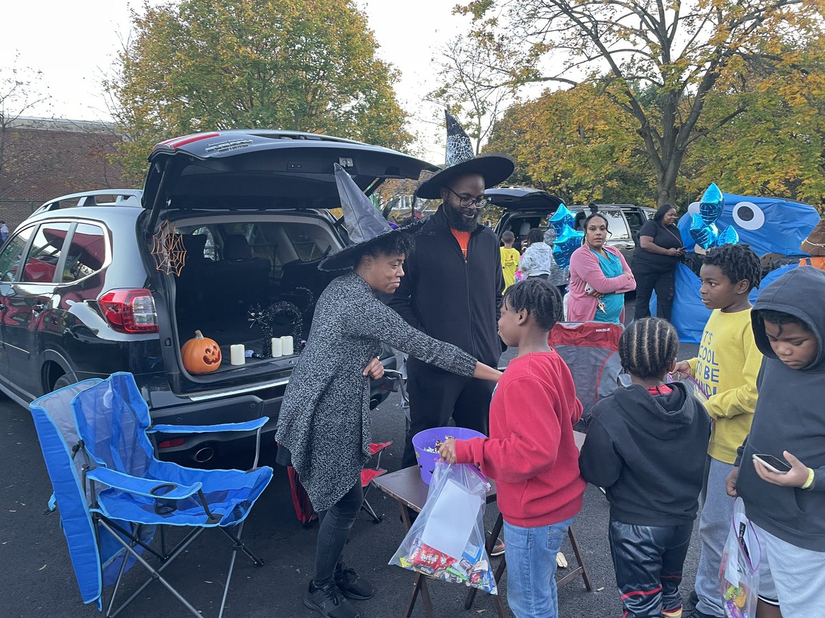 Mrs. Ippolito tweet media