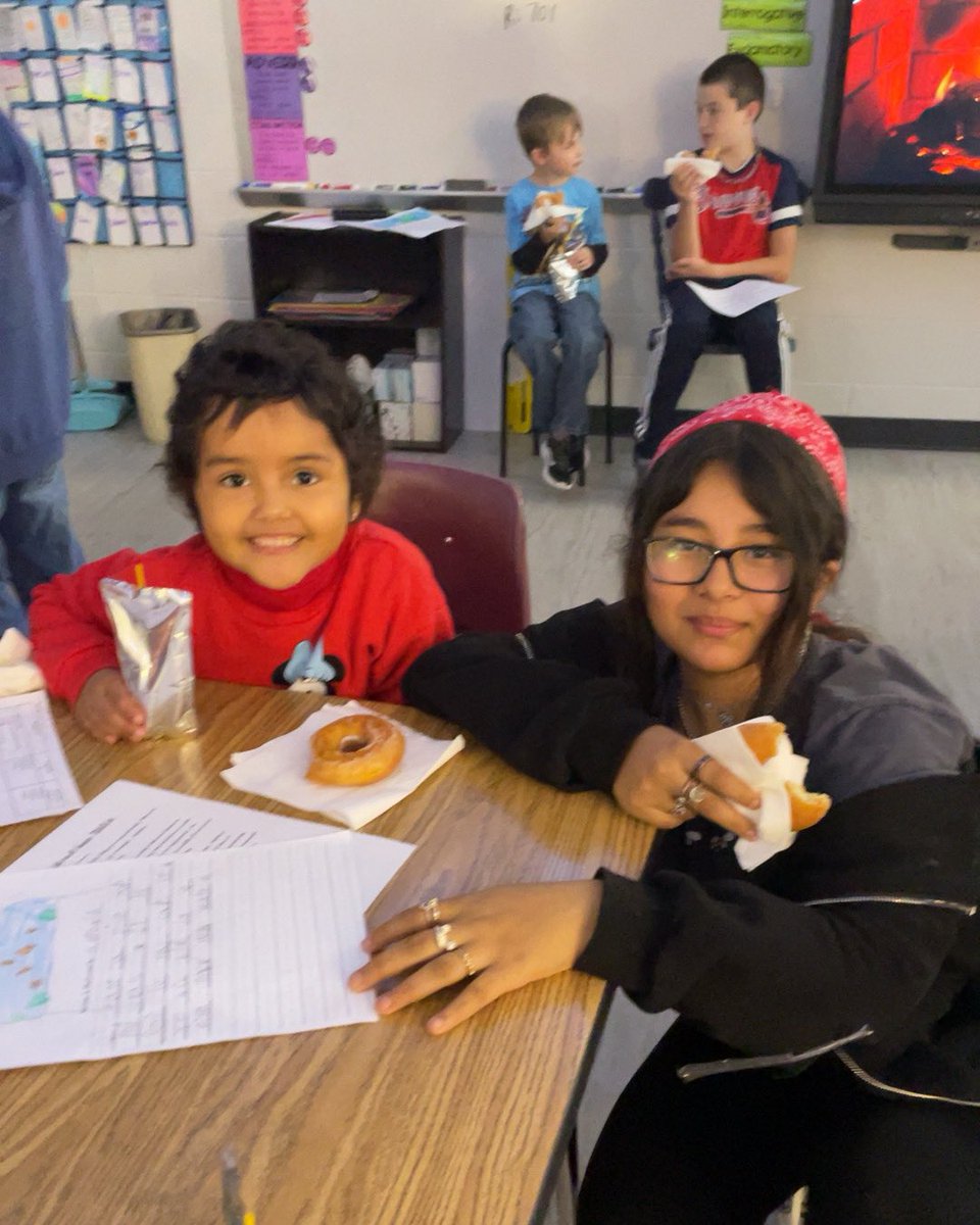 Heidi Sansone tweet media