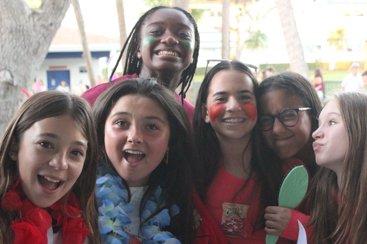 TBSjweb's tweet photo. On Tuesday, students shared original short stories or poems with the Middle School at Poetry and Toads. #poetry #shortstory #fun https://t.co/TTLk61rRpa