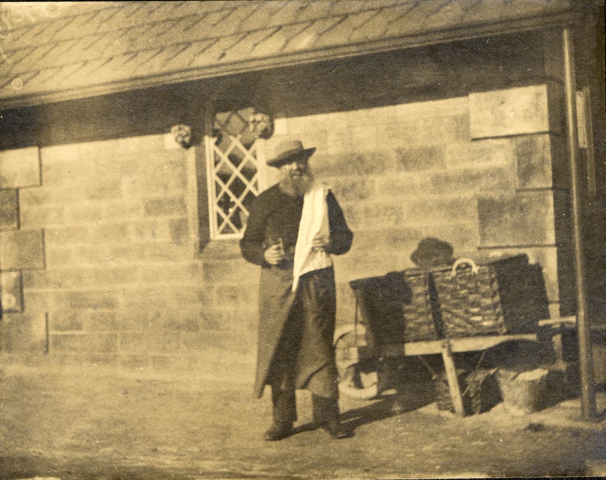 nyccarchives's tweet photo. 19th Century community healing in #Harrogate, via the mineral waters of the public Magnesia Well. Here's the well c.1860, with caretaker Mr Wilford #EYACommunity https://t.co/nI3JxBaE1j
